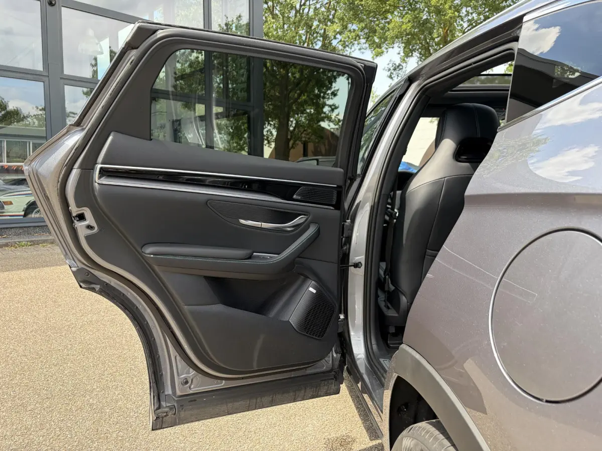 1.5 DM-i FWD COMFORT 125 KM! ELEKTRISCH RIJBERIK | 5800 KM | MG GARANTIE T/M 03-2031 | FULL OPTION| PANO | STOELVERWARMING EN VENTILATIE| 3 FASE LADEN