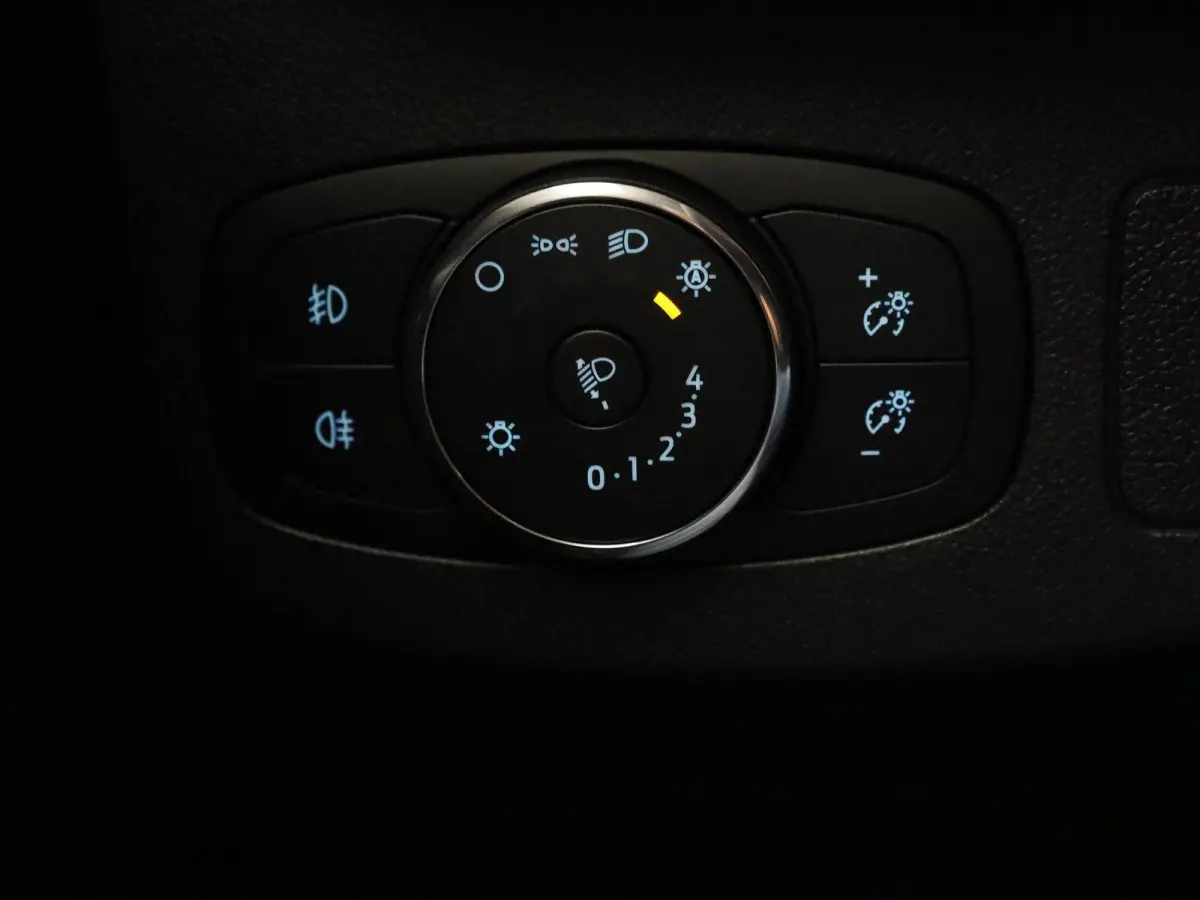 1.0i Ecoboost 92kW Aut. Titanium X Winterpack | Camera | Adaptive cruise | Climate | Apple carplay