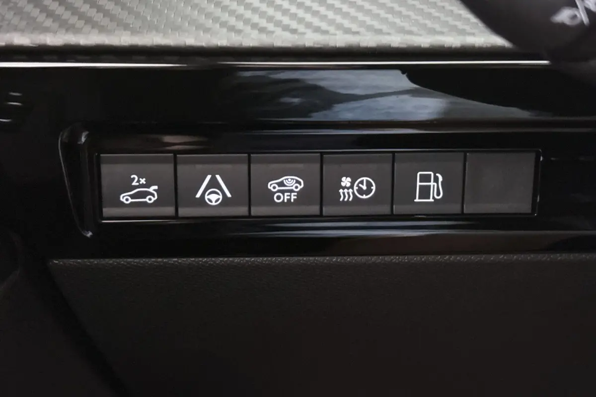 1.6 HYbrid 225 Allure Stoelverwaring Elektrische Achterklep Adaptieve Cruise Control