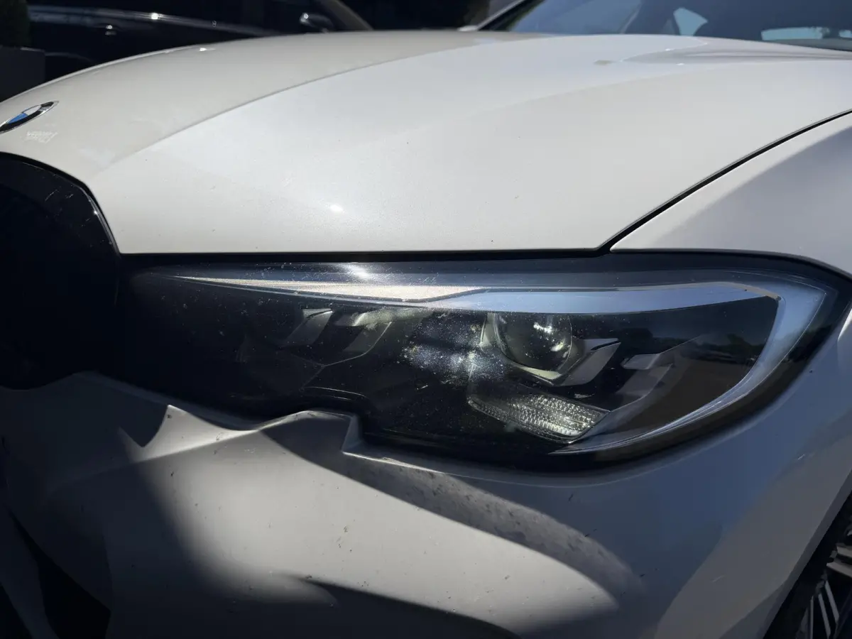 330i High Executive M-Sport | Navigatie | Climate Control | Stoelverwarming | Parkeersensoren |