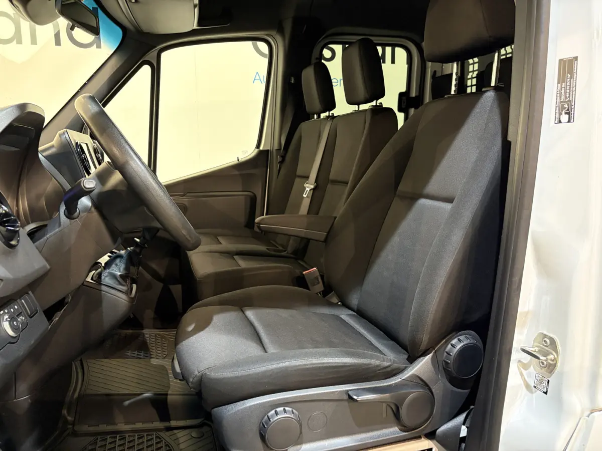 317 CDI L3 Open Laadbak / Trekhaak 3.500 KG / Airco / Mbux / Navigatie / 42.800 KM !!