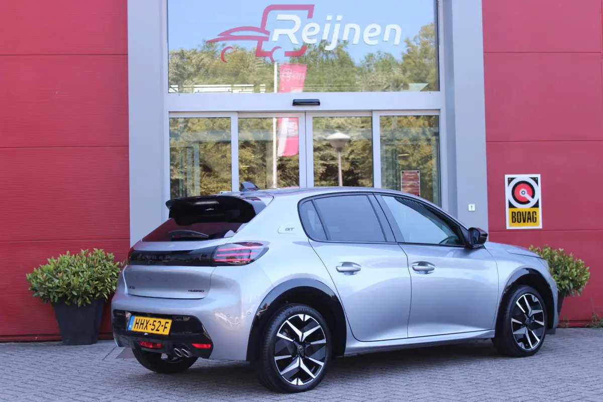 1.2 Hybrid 145PK AUTOMAAT GT | CAMERA VOOR + ACHTER | NAVIGATIE | DRAADLOZE APPLE CARPLAY/ANDROID AUTO | FULL LED KOPLAMPEN | LICHTMETALEN VELGEN 17" | DODEHOEK DETECTIE | DRAADLOZE TELEFOON