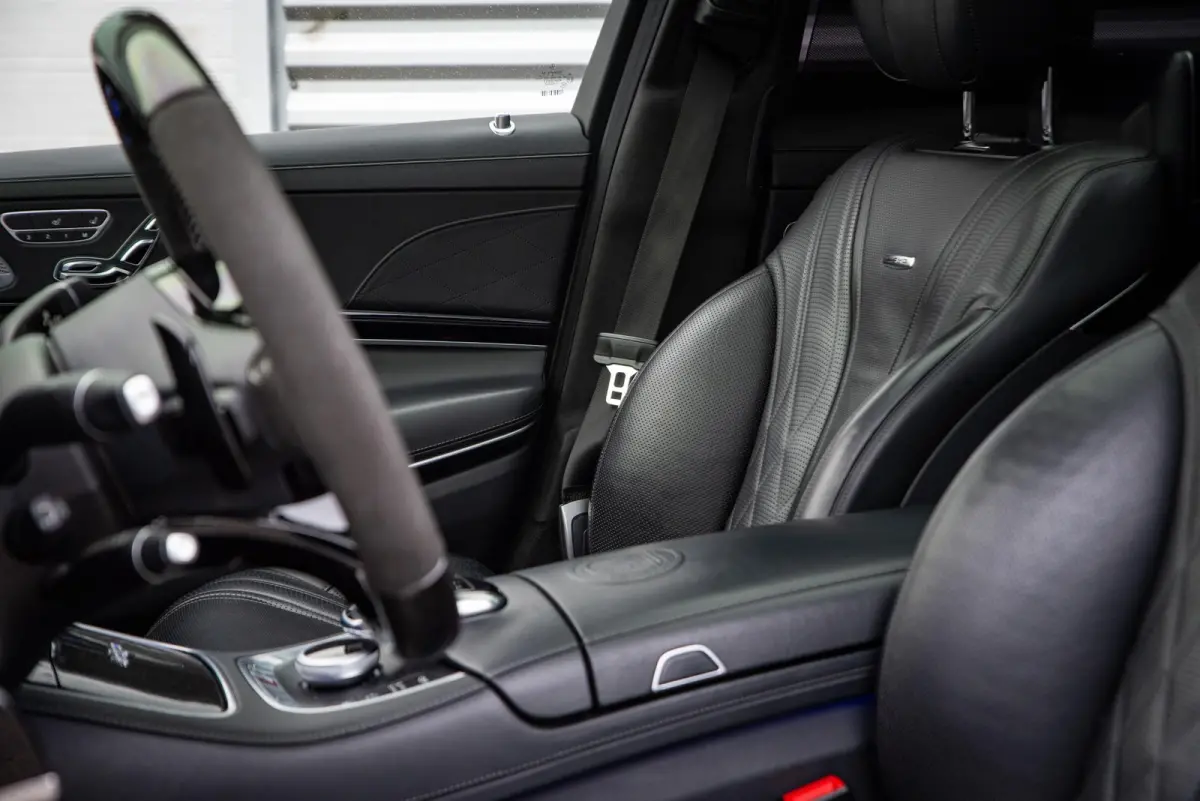 AMG 63 4Matic Lang Mercedes-Benz S-klasse 63 AMG 4Matic Lang Panodak Burmester Keyless 360cam 22''LM