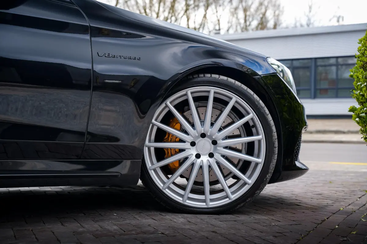 AMG 63 4Matic Lang Mercedes-Benz S-klasse 63 AMG 4Matic Lang Panodak Burmester Keyless 360cam 22''LM