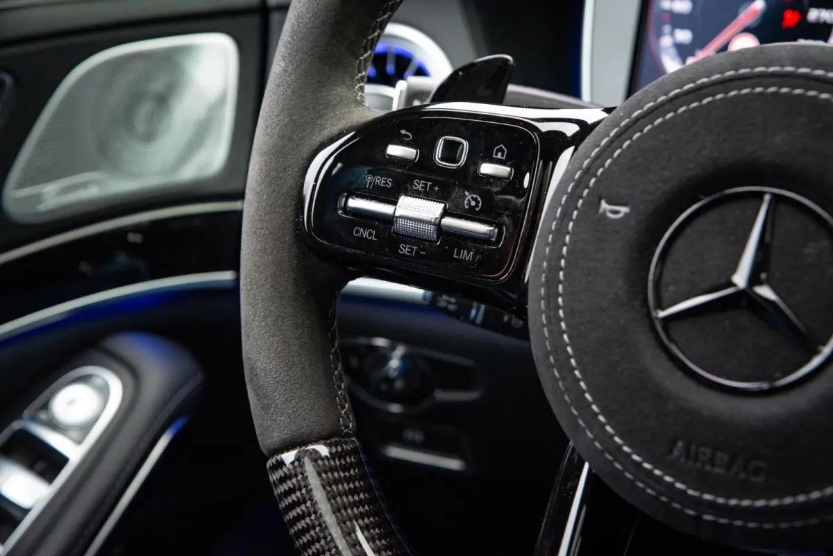 AMG 63 4Matic Lang Mercedes-Benz S-klasse 63 AMG 4Matic Lang Panodak Burmester Keyless 360cam 22''LM