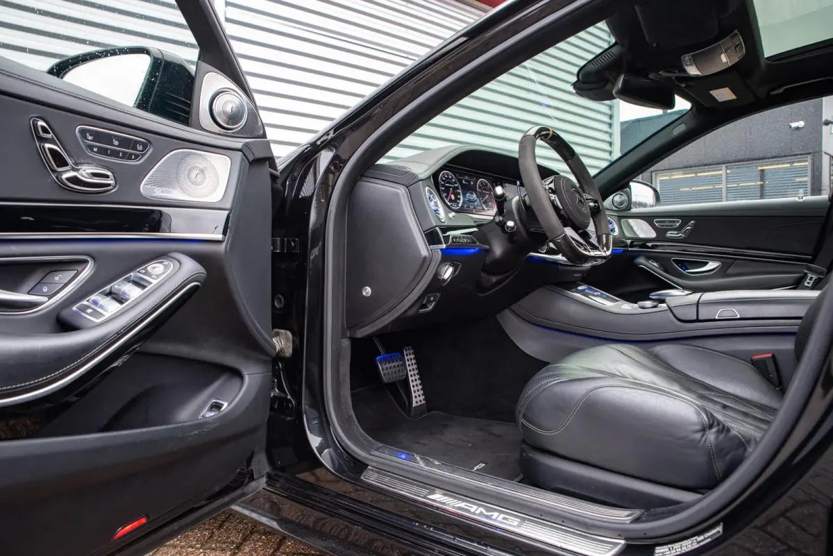 AMG 63 4Matic Lang Mercedes-Benz S-klasse 63 AMG 4Matic Lang Panodak Burmester Keyless 360cam 22''LM