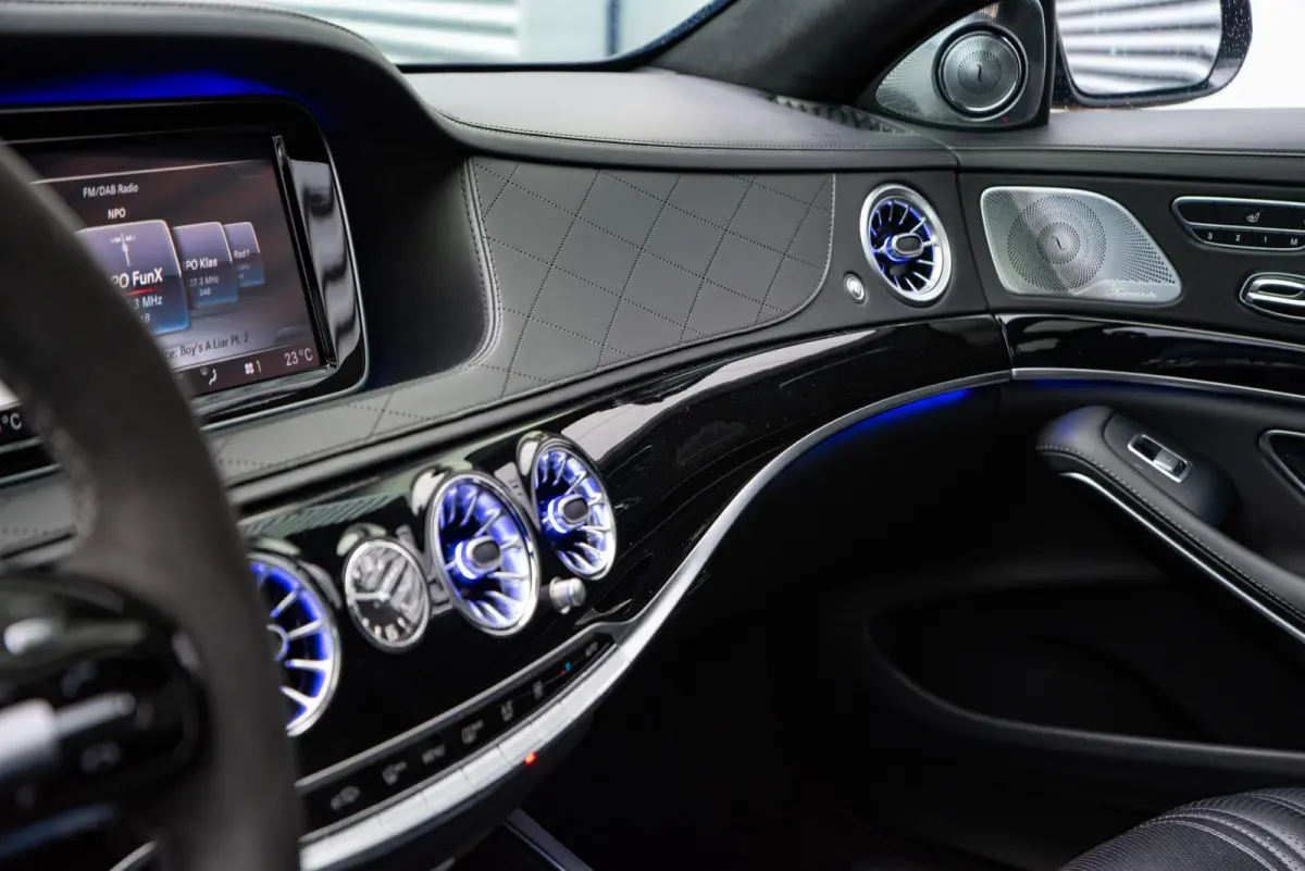 AMG 63 4Matic Lang Mercedes-Benz S-klasse 63 AMG 4Matic Lang Panodak Burmester Keyless 360cam 22''LM