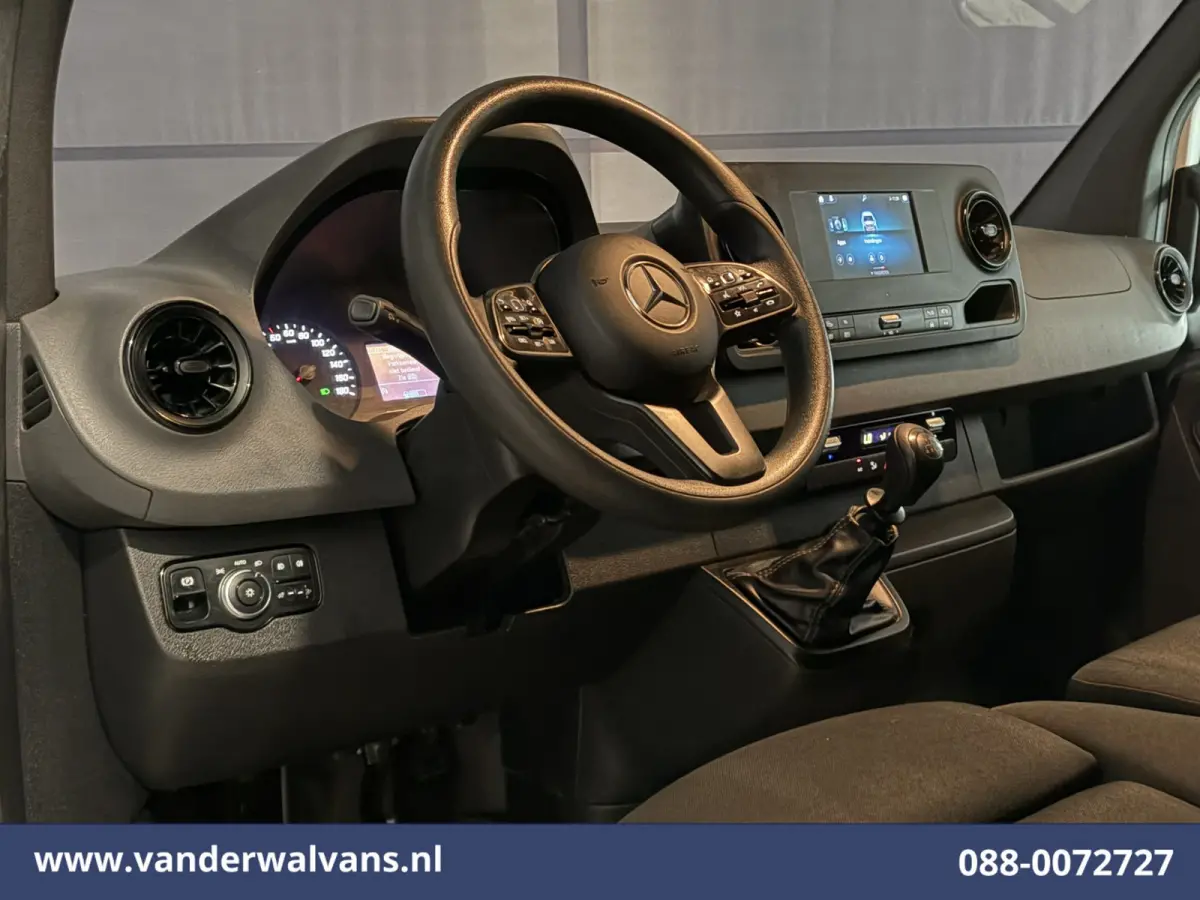 316 CDI 164pk L3H2 Euro6 Airco | Camera | Navigatie | Apple Carplay | Chauffeursstoel Cruisecontrol, Android Auto, Stoelverwarming, 270Graden Achterdeuren, Parkeersensoren, Bijrijdersbank