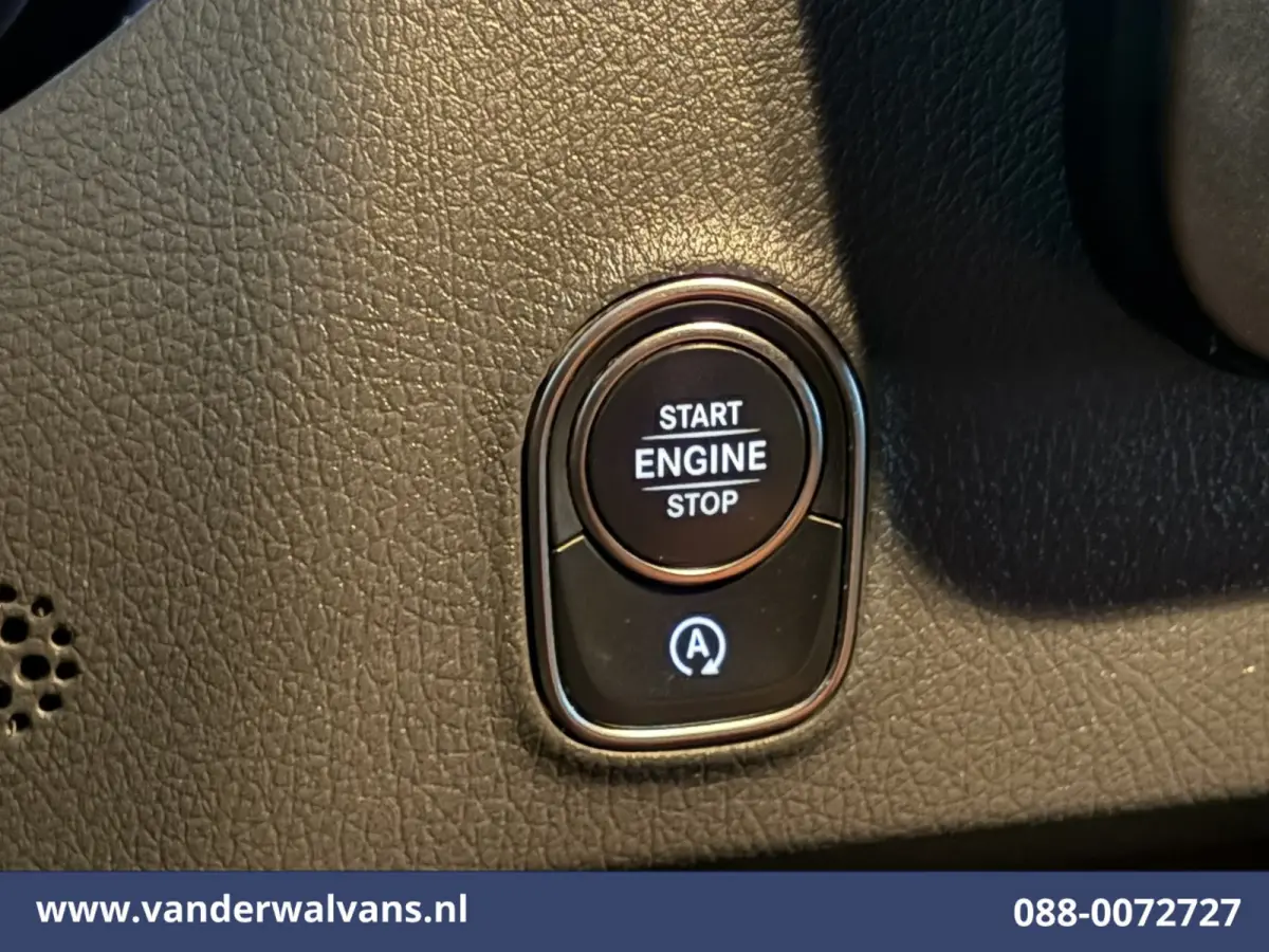 316 CDI 164pk L3H2 Euro6 Airco | Camera | Navigatie | Apple Carplay | Chauffeursstoel Cruisecontrol, Android Auto, Stoelverwarming, 270Graden Achterdeuren, Parkeersensoren, Bijrijdersbank