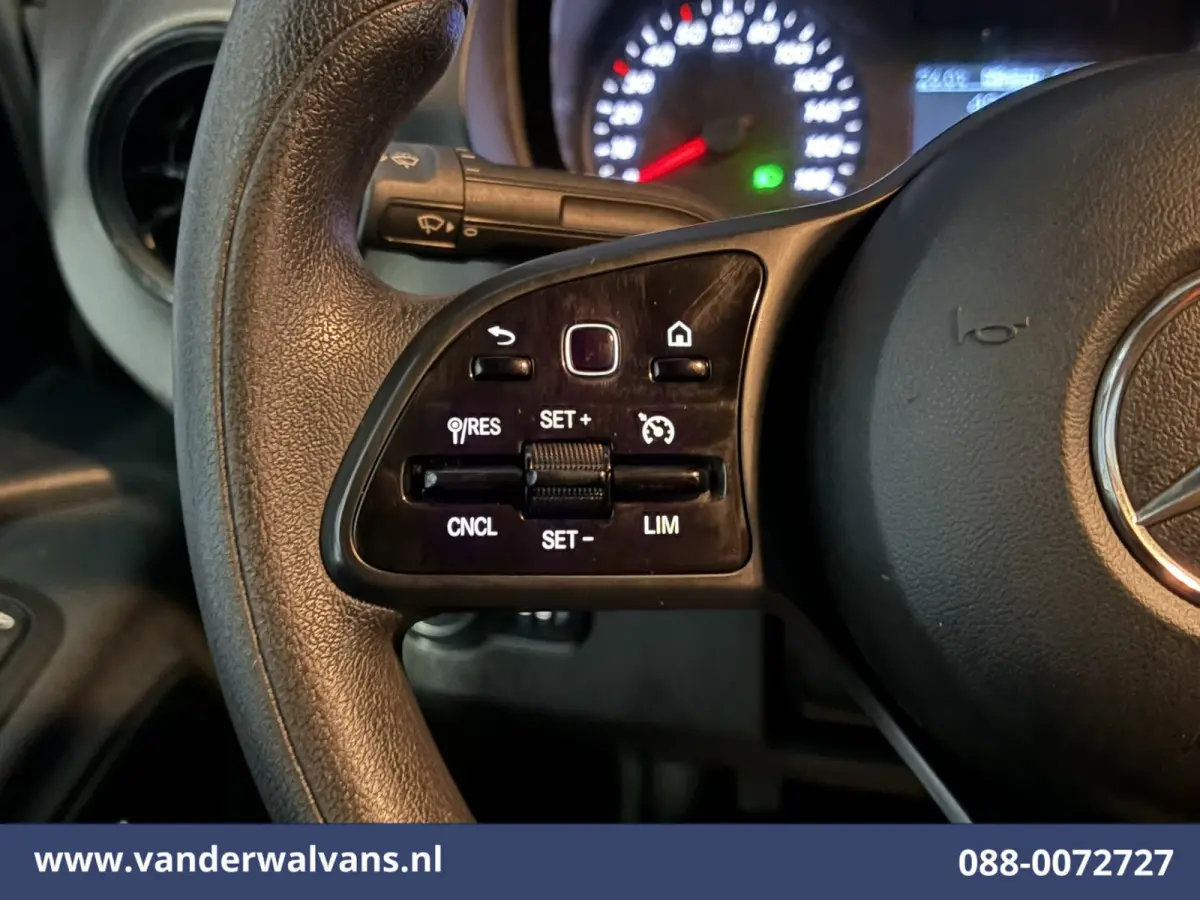 316 CDI 164pk L3H2 Euro6 Airco | Camera | Navigatie | Apple Carplay | Chauffeursstoel Cruisecontrol, Android Auto, Stoelverwarming, 270Graden Achterdeuren, Parkeersensoren, Bijrijdersbank