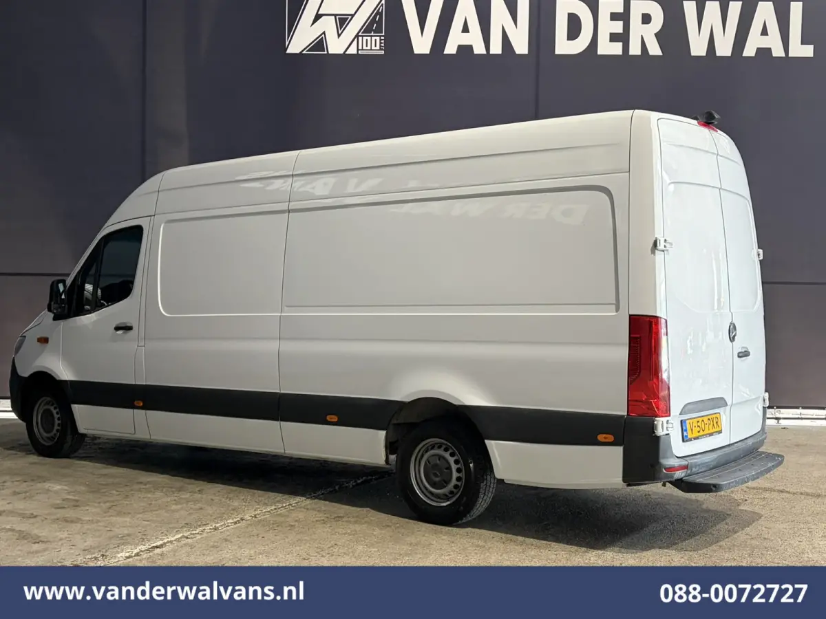 316 CDI 164pk L3H2 Euro6 Airco | Camera | Navigatie | Apple Carplay | Chauffeursstoel Cruisecontrol, Android Auto, Stoelverwarming, 270Graden Achterdeuren, Parkeersensoren, Bijrijdersbank