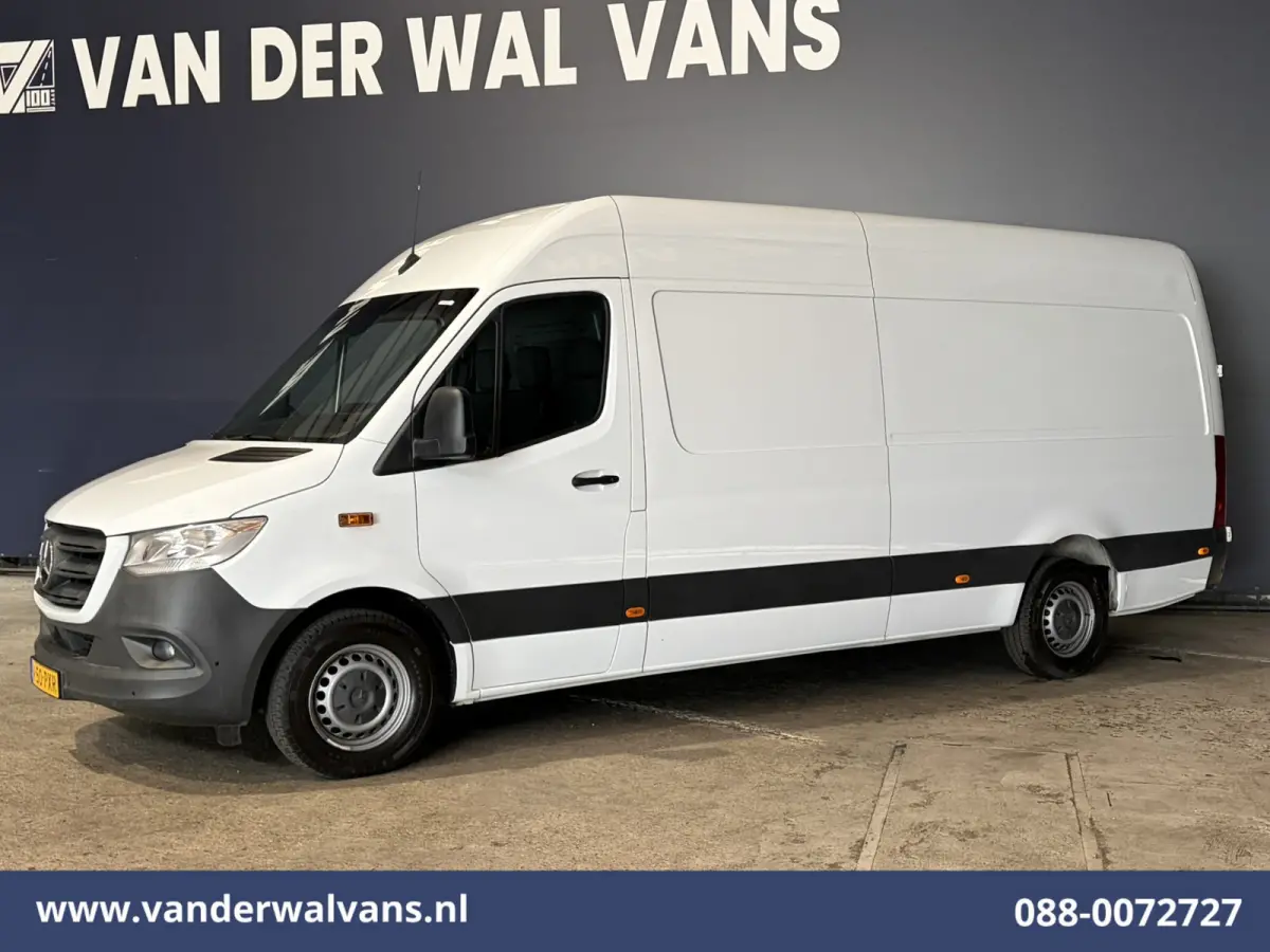 316 CDI 164pk L3H2 Euro6 Airco | Camera | Navigatie | Apple Carplay | Chauffeursstoel Cruisecontrol, Android Auto, Stoelverwarming, 270Graden Achterdeuren, Parkeersensoren, Bijrijdersbank