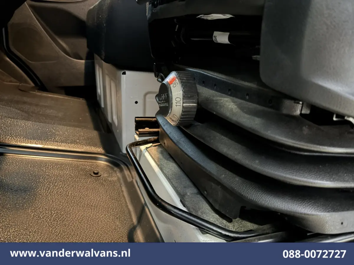 316 CDI 164pk L3H2 Euro6 Airco | Camera | Navigatie | Apple Carplay | Chauffeursstoel Cruisecontrol, Android Auto, Stoelverwarming, 270Graden Achterdeuren, Parkeersensoren, Bijrijdersbank