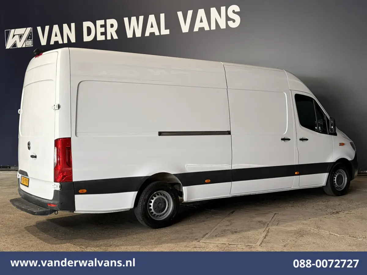 316 CDI 164pk L3H2 Euro6 Airco | Camera | Navigatie | Apple Carplay | Chauffeursstoel Cruisecontrol, Android Auto, Stoelverwarming, 270Graden Achterdeuren, Parkeersensoren, Bijrijdersbank