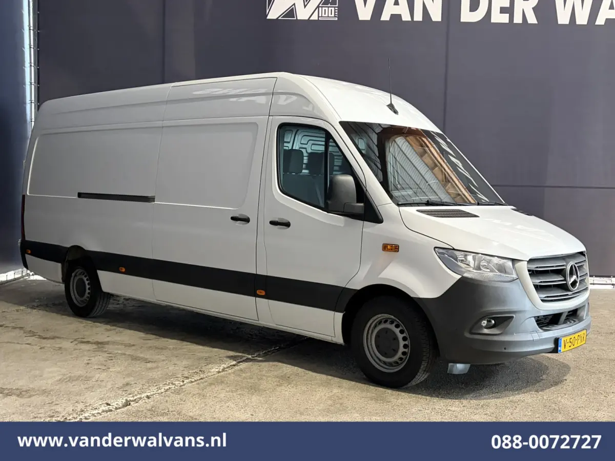 316 CDI 164pk L3H2 Euro6 Airco | Camera | Navigatie | Apple Carplay | Chauffeursstoel Cruisecontrol, Android Auto, Stoelverwarming, 270Graden Achterdeuren, Parkeersensoren, Bijrijdersbank
