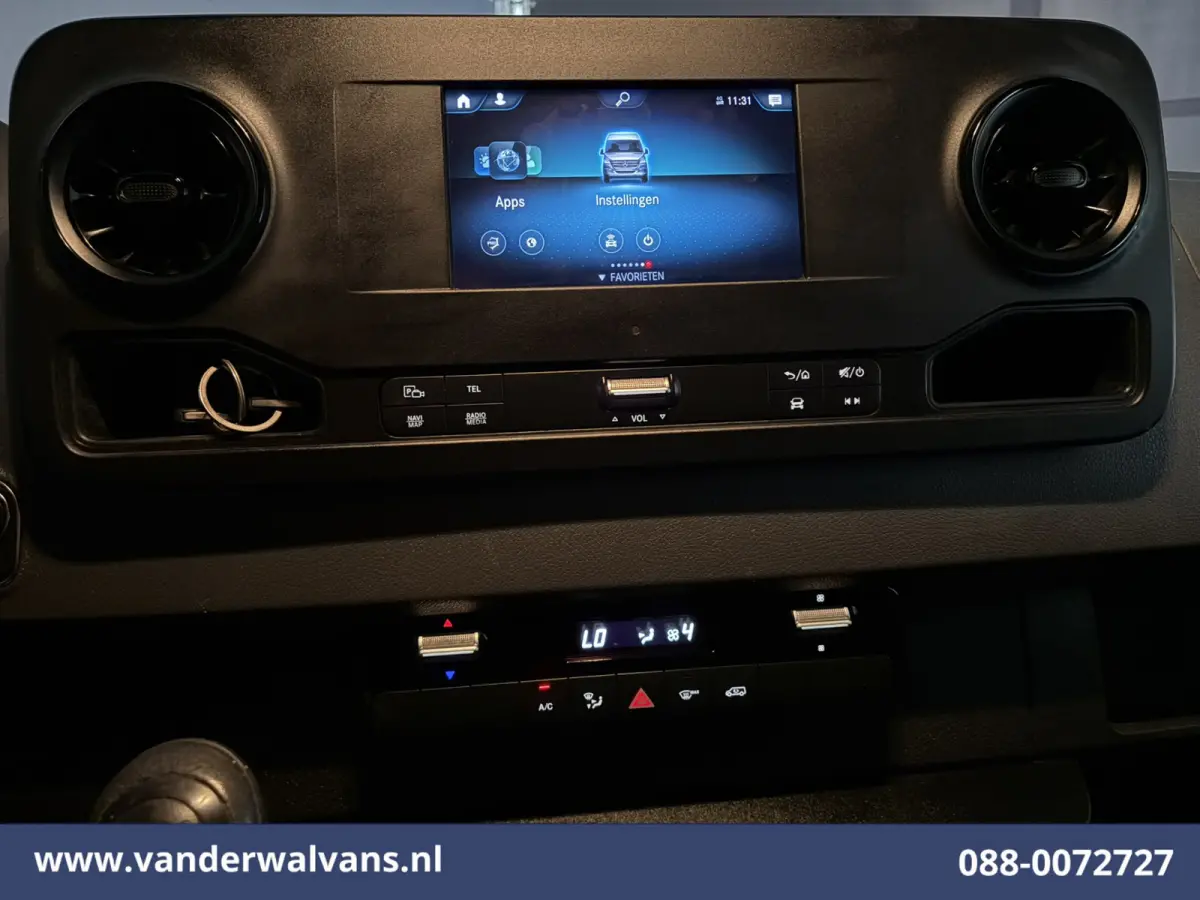 316 CDI 164pk L3H2 Euro6 Airco | Camera | Navigatie | Apple Carplay | Chauffeursstoel Cruisecontrol, Android Auto, Stoelverwarming, 270Graden Achterdeuren, Parkeersensoren, Bijrijdersbank