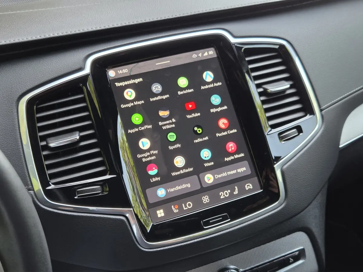 2.0 T8 Recharge AWD Ultimate Dark | Trekhaak | Luchtvering | Bowers&Wilkins | HUD | 360 Cam | Pano