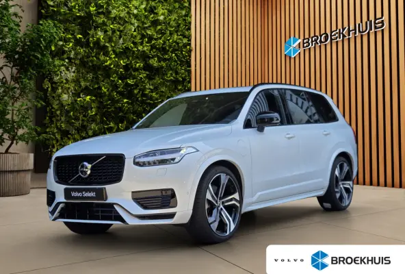 2.0 T8 Recharge AWD Ultimate Dark | Trekhaak | Luchtvering | Bowers&Wilkins | HUD | 360 Cam | Pano