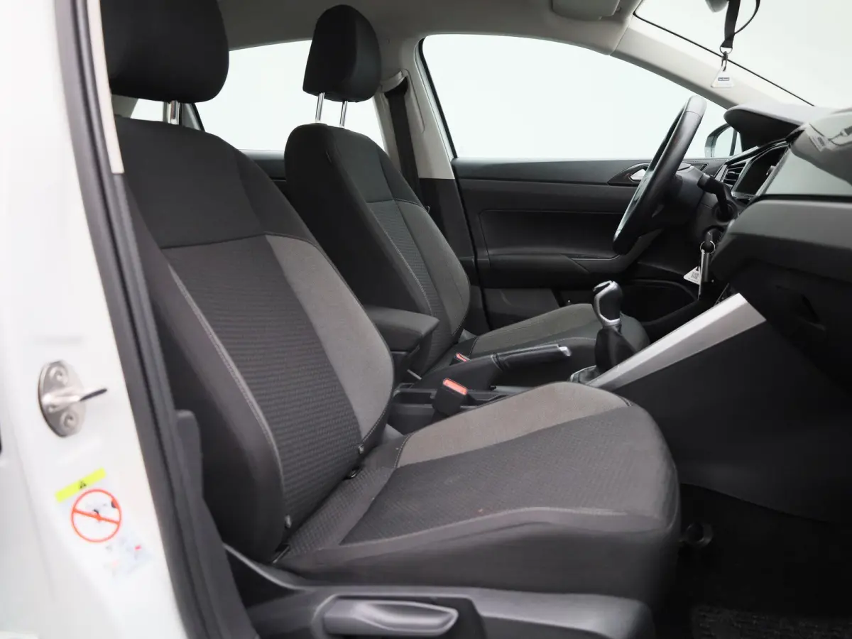 1.0 TSI Life Business 95 PK| Origineel Nederlands | 1e Eigenaar | Navigatie | Stoelverwarming | Climatronic | Parkeersensoren | Digitale Cockpit
