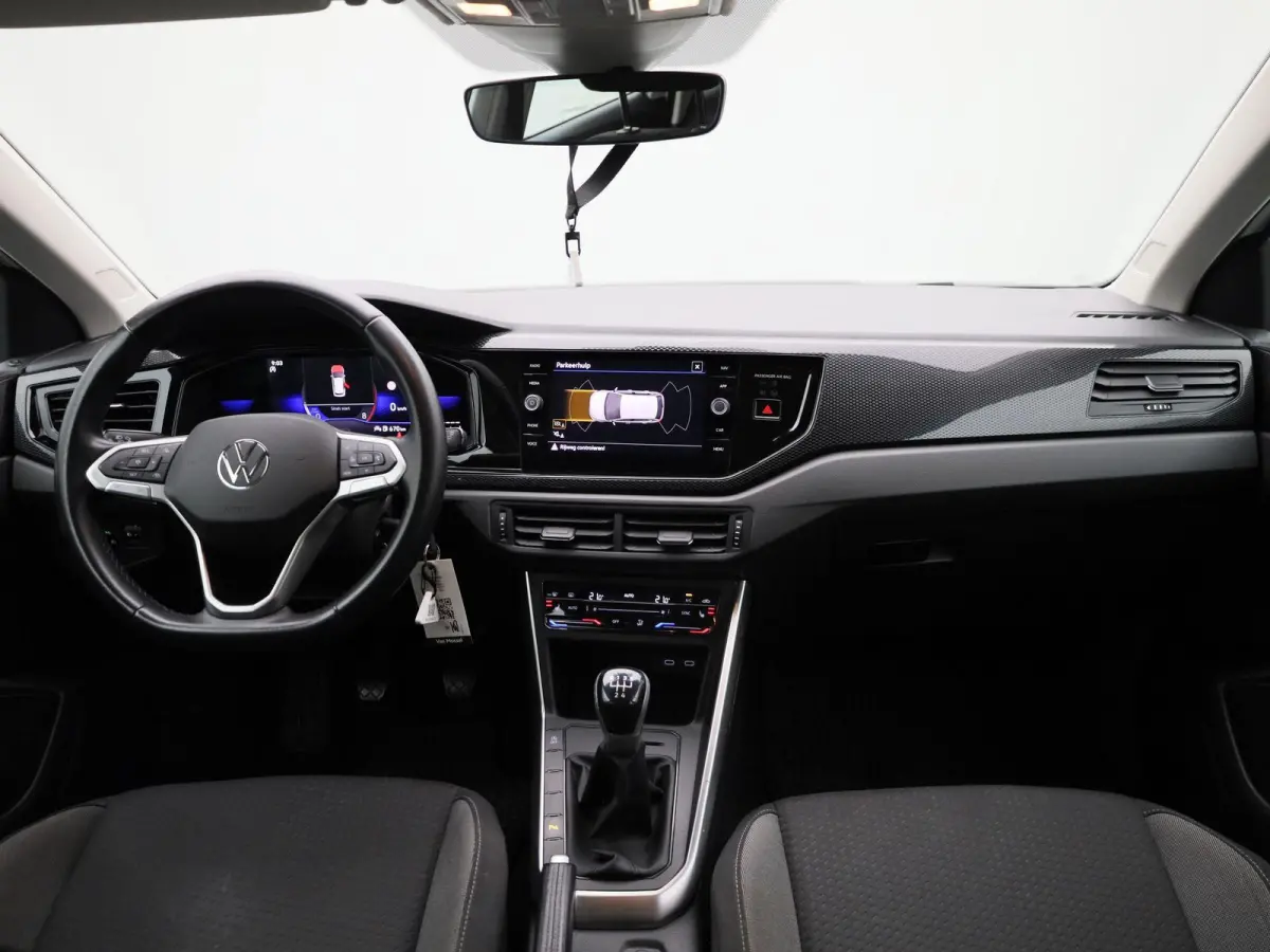 1.0 TSI Life Business 95 PK| Origineel Nederlands | 1e Eigenaar | Navigatie | Stoelverwarming | Climatronic | Parkeersensoren | Digitale Cockpit
