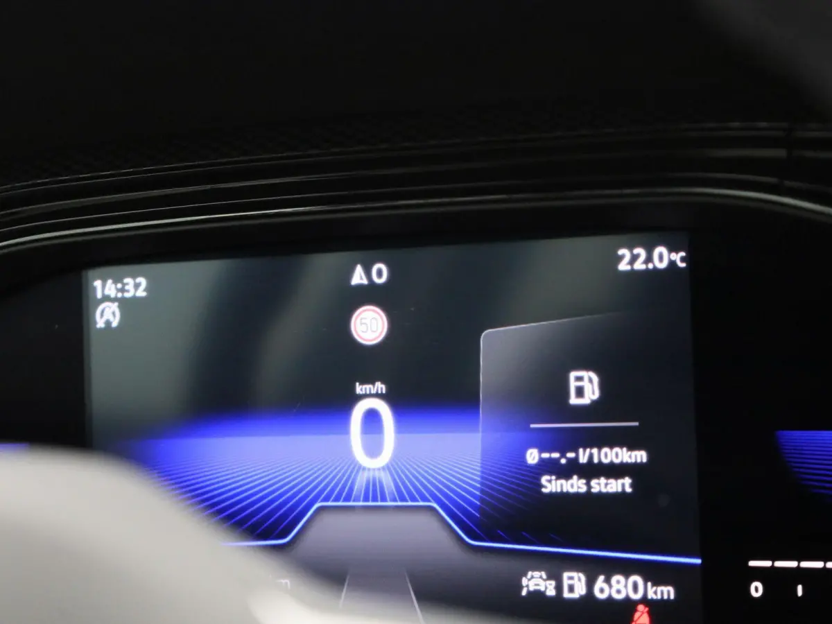1.0 TSI Life Business 95 PK| Origineel Nederlands | 1e Eigenaar | Navigatie | Stoelverwarming | Climatronic | Parkeersensoren | Digitale Cockpit