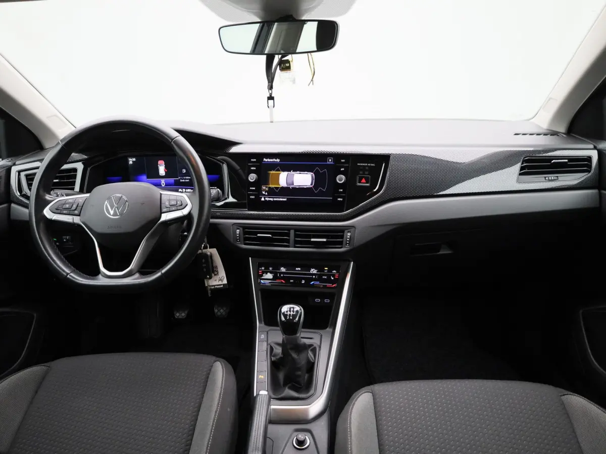 1.0 TSI Life Business 95 PK| Origineel Nederlands | 1e Eigenaar | Navigatie | Stoelverwarming | Climatronic | Parkeersensoren | Digitale Cockpit