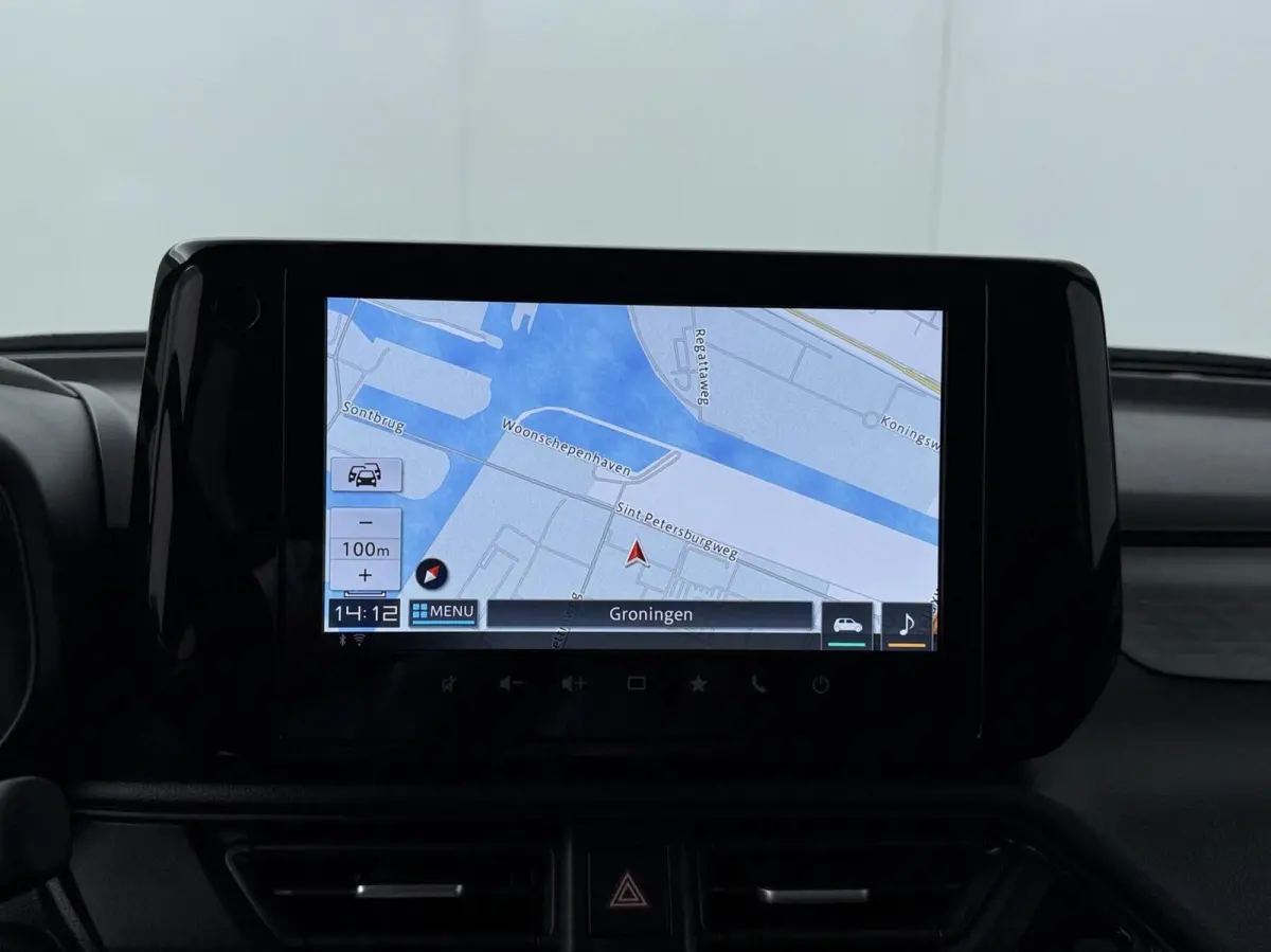 1.2 Style Smart Hybrid Automaat