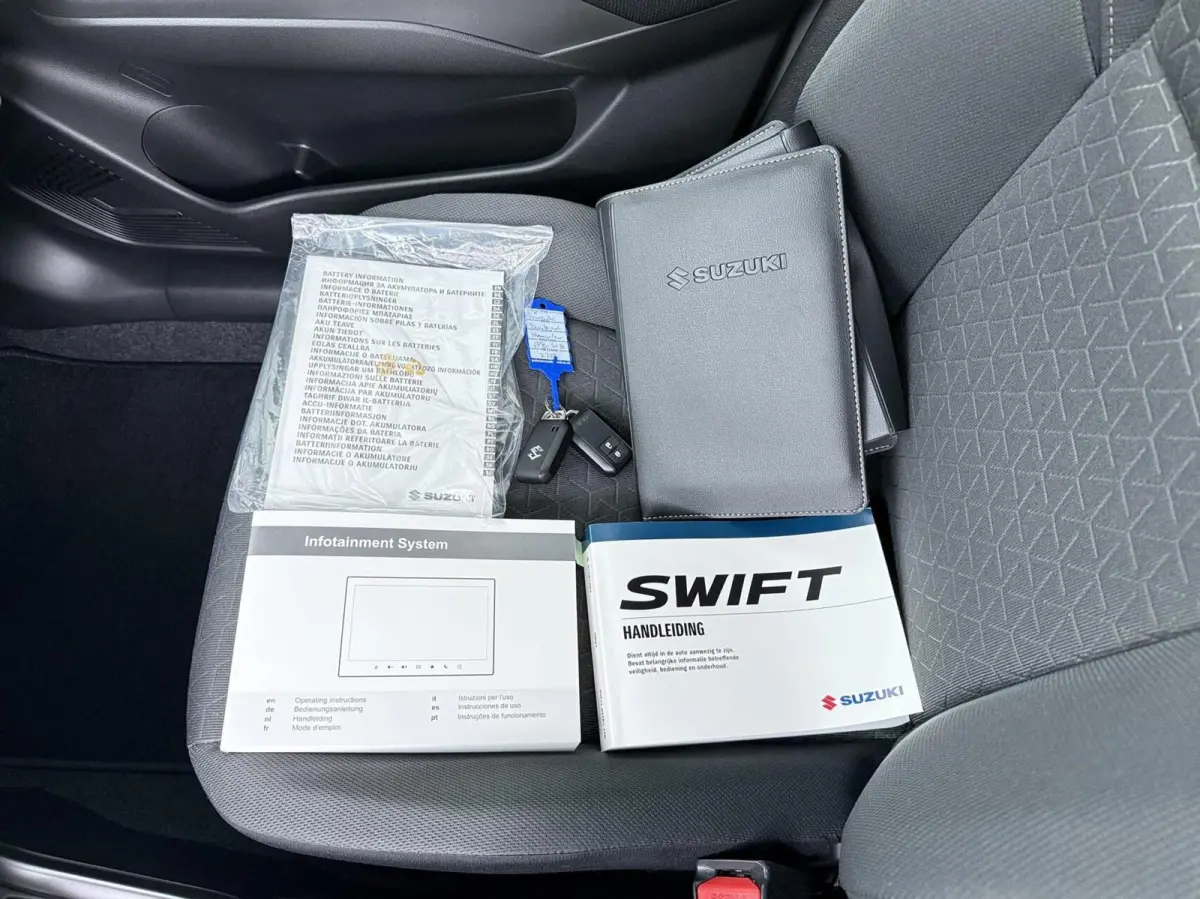 1.2 Style Smart Hybrid Automaat