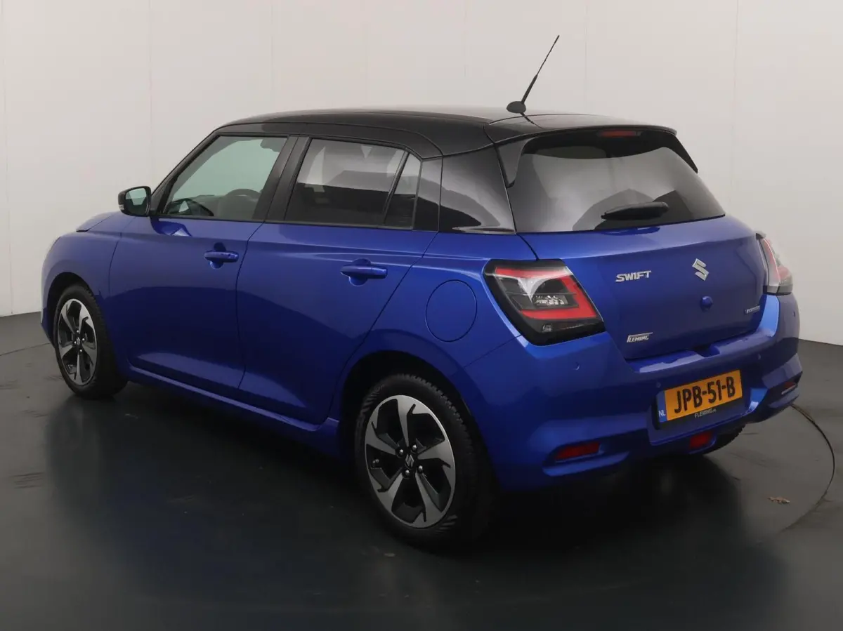 1.2 Style Smart Hybrid Automaat