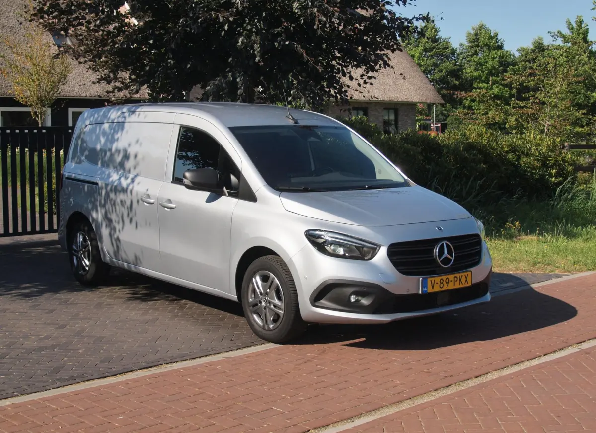 112 CDI L2 Pro | 3 persoons | Camera | Trekhaak | Automaat | Apple Carplay | Navi | Cruise Control |