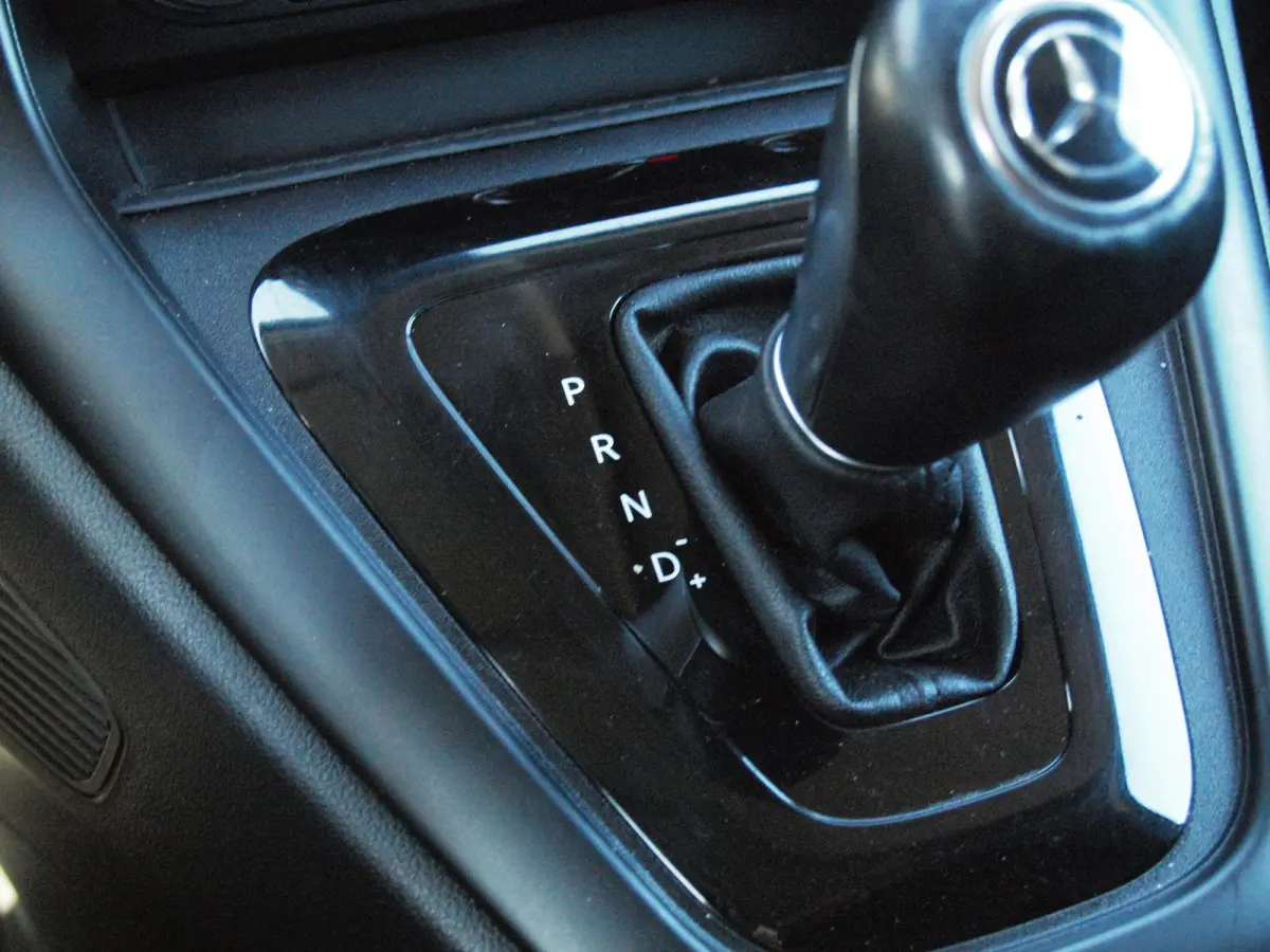 112 CDI L2 Pro | 3 persoons | Camera | Trekhaak | Automaat | Apple Carplay | Navi | Cruise Control |