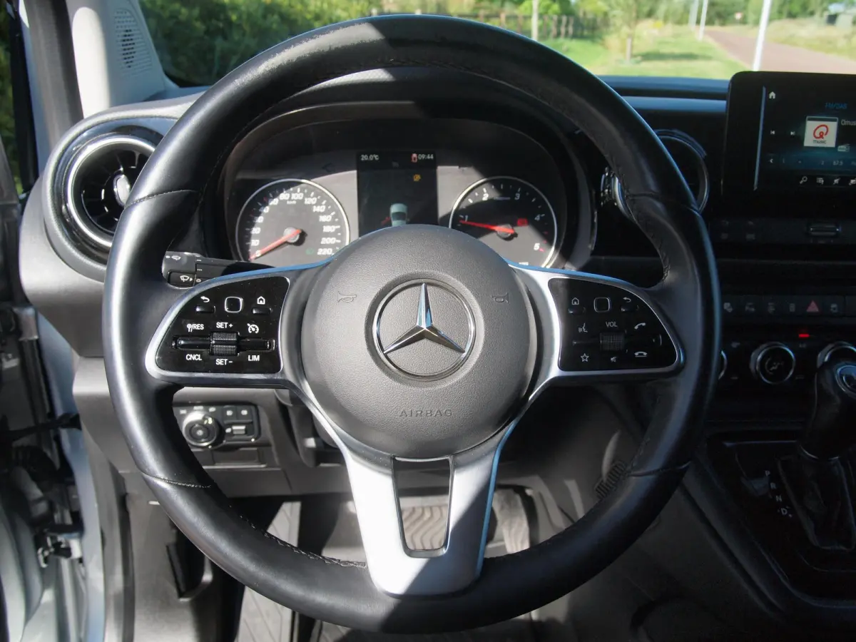 112 CDI L2 Pro | 3 persoons | Camera | Trekhaak | Automaat | Apple Carplay | Navi | Cruise Control |