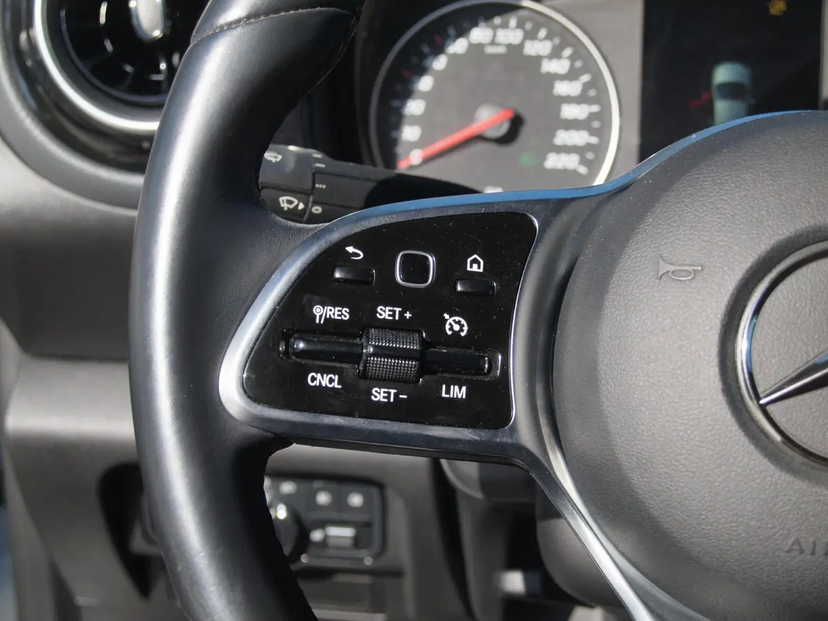 112 CDI L2 Pro | 3 persoons | Camera | Trekhaak | Automaat | Apple Carplay | Navi | Cruise Control |