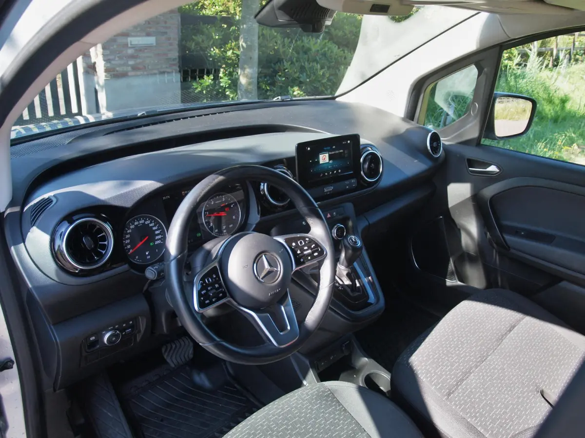 112 CDI L2 Pro | 3 persoons | Camera | Trekhaak | Automaat | Apple Carplay | Navi | Cruise Control |