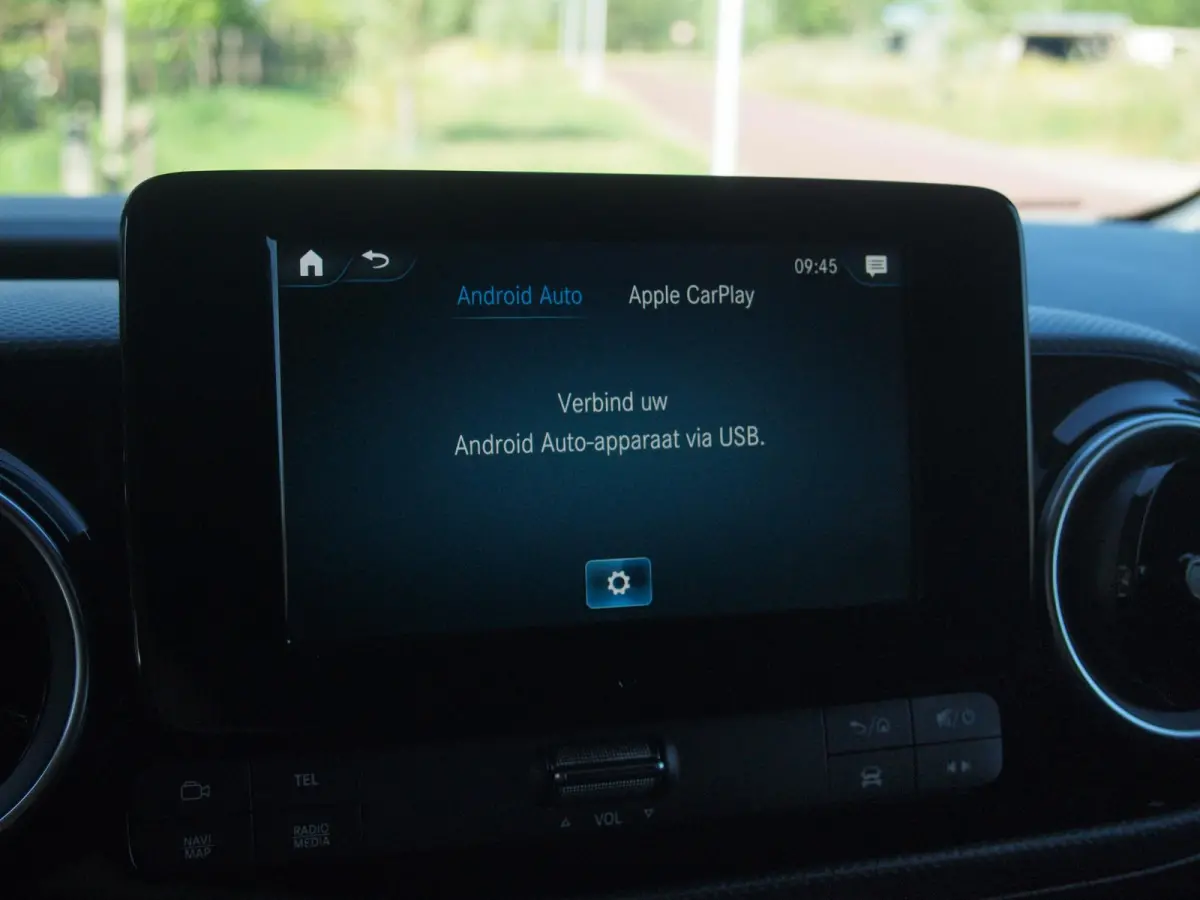 112 CDI L2 Pro | 3 persoons | Camera | Trekhaak | Automaat | Apple Carplay | Navi | Cruise Control |