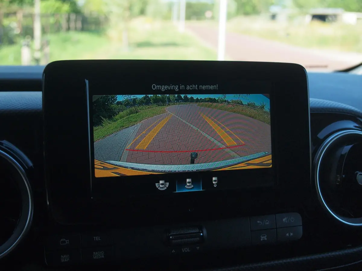 112 CDI L2 Pro | 3 persoons | Camera | Trekhaak | Automaat | Apple Carplay | Navi | Cruise Control |