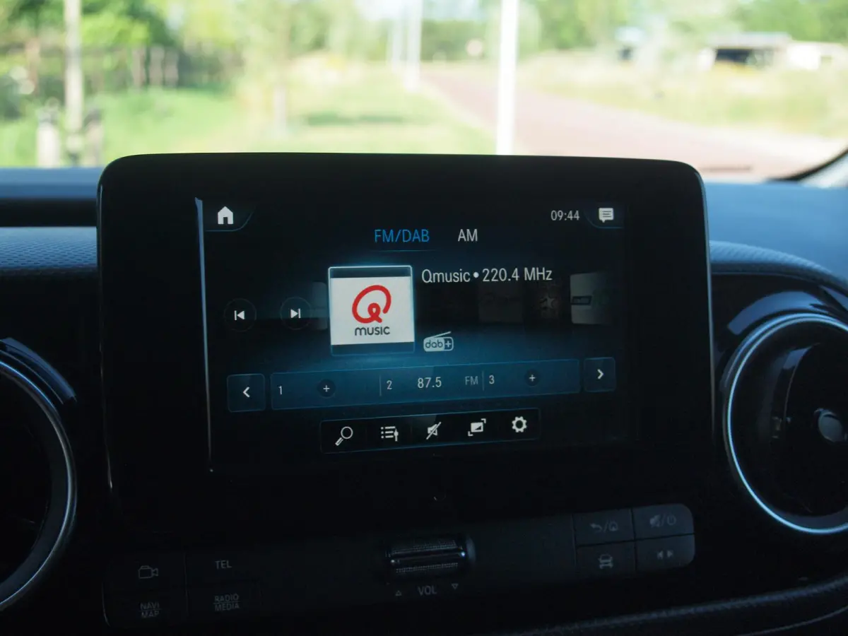 112 CDI L2 Pro | 3 persoons | Camera | Trekhaak | Automaat | Apple Carplay | Navi | Cruise Control |