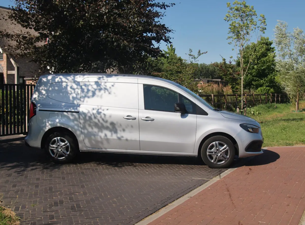 112 CDI L2 Pro | 3 persoons | Camera | Trekhaak | Automaat | Apple Carplay | Navi | Cruise Control |