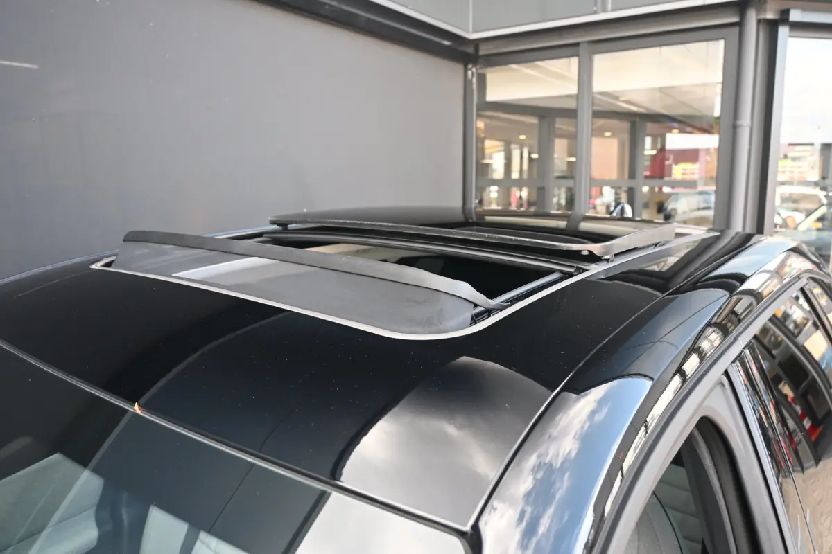 1.6 Plug-In Hybrid 195 Max tot 8 Jaar Garantie! | Schuif-/Kanteldak | Stoel/Stuurverwarming | Massagestoelen | Vol-Leder | Adaptive Cruise !!