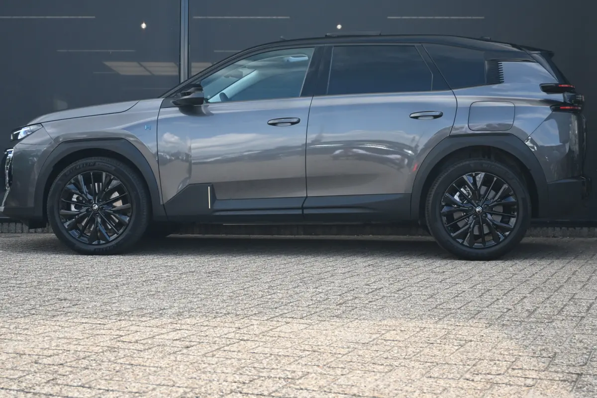 1.6 Plug-In Hybrid 195 Max tot 8 Jaar Garantie! | Schuif-/Kanteldak | Stoel/Stuurverwarming | Massagestoelen | Vol-Leder | Adaptive Cruise !!
