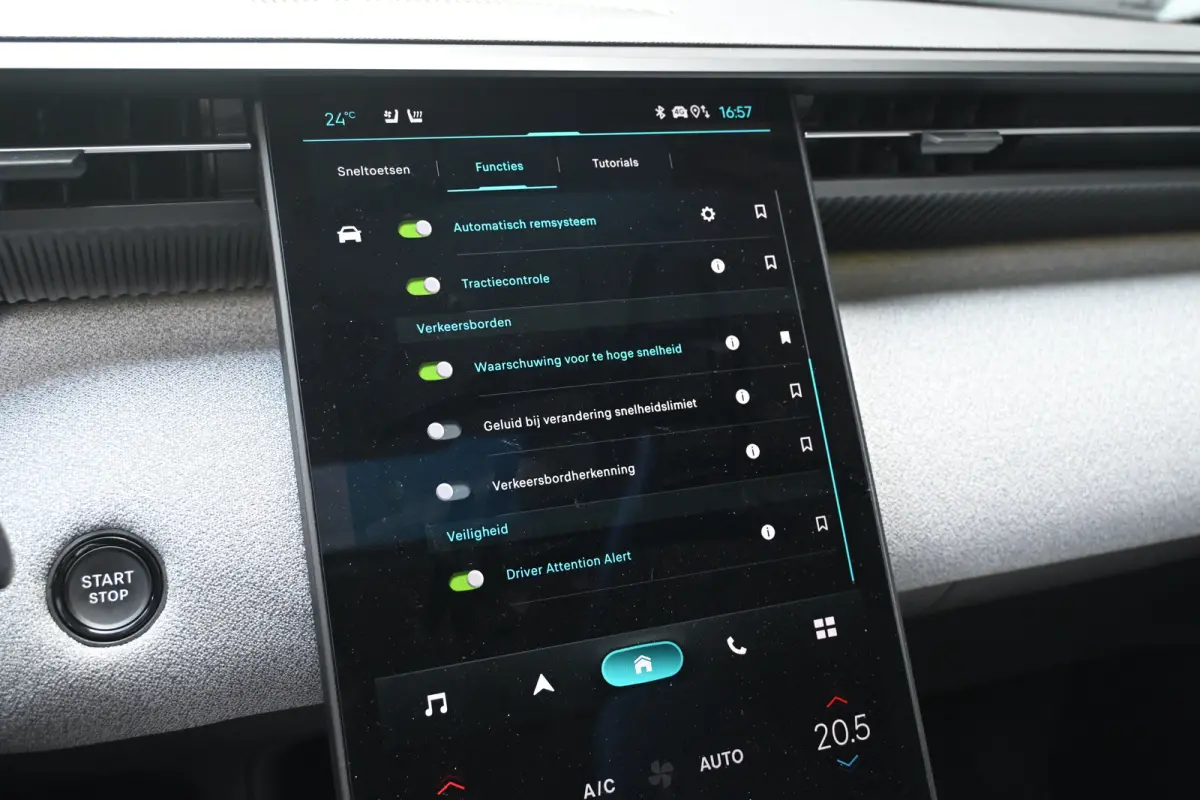 1.6 Plug-In Hybrid 195 Max tot 8 Jaar Garantie! | Schuif-/Kanteldak | Stoel/Stuurverwarming | Massagestoelen | Vol-Leder | Adaptive Cruise !!