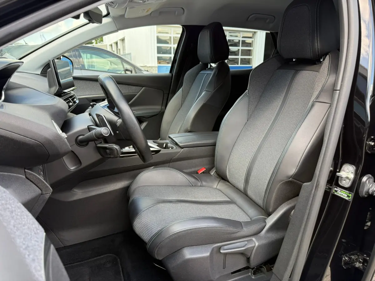 1.6 HYbrid 225 Allure Pack Business Trekhaak | Achteruitrijcamera | Keyless | Elektrische achterklep | Stoel verwarming | Apple carplay & Android auto | Navigatie