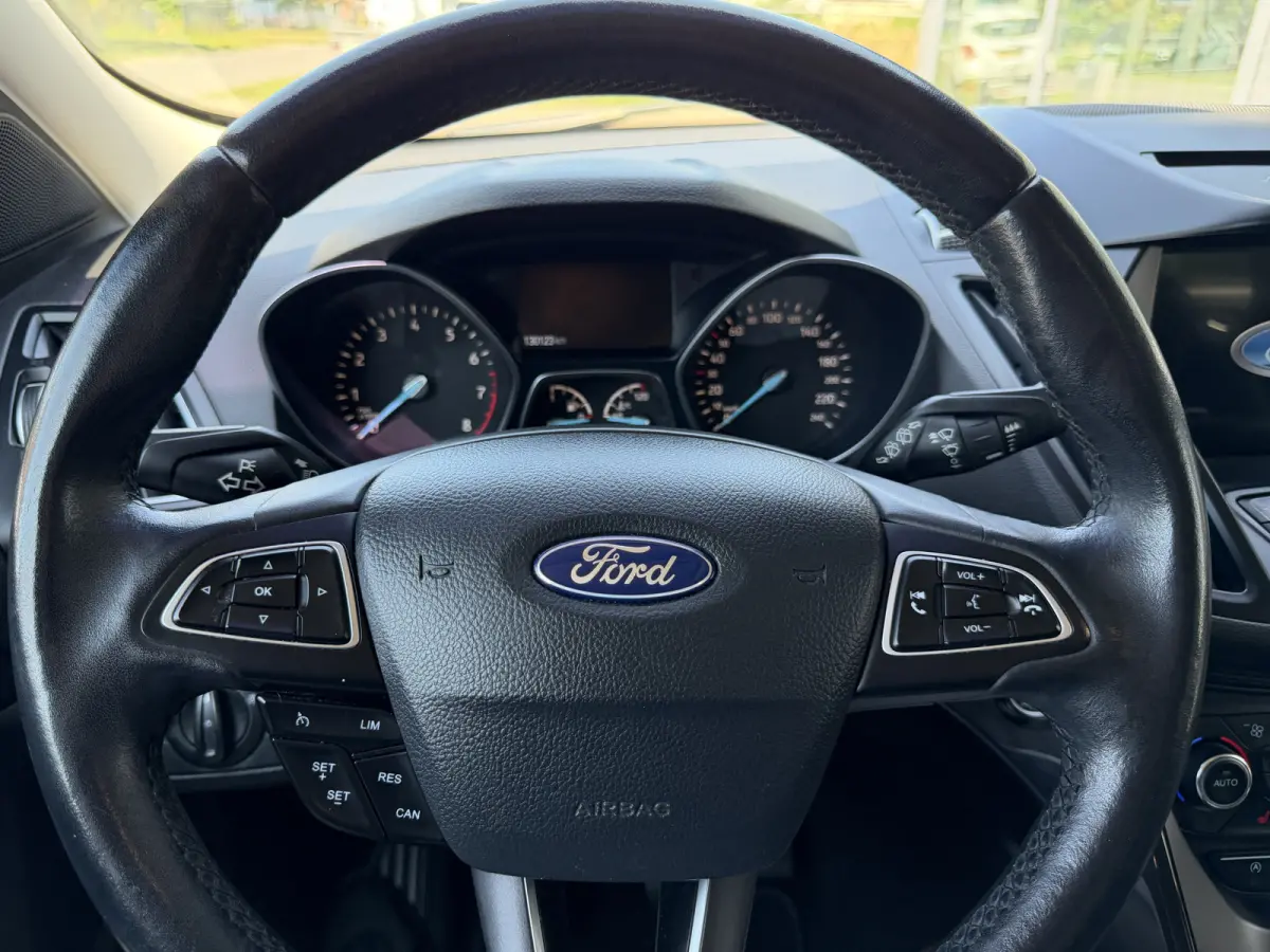 1.5 EcoBoost ST Line 2000 kg trekgewicht