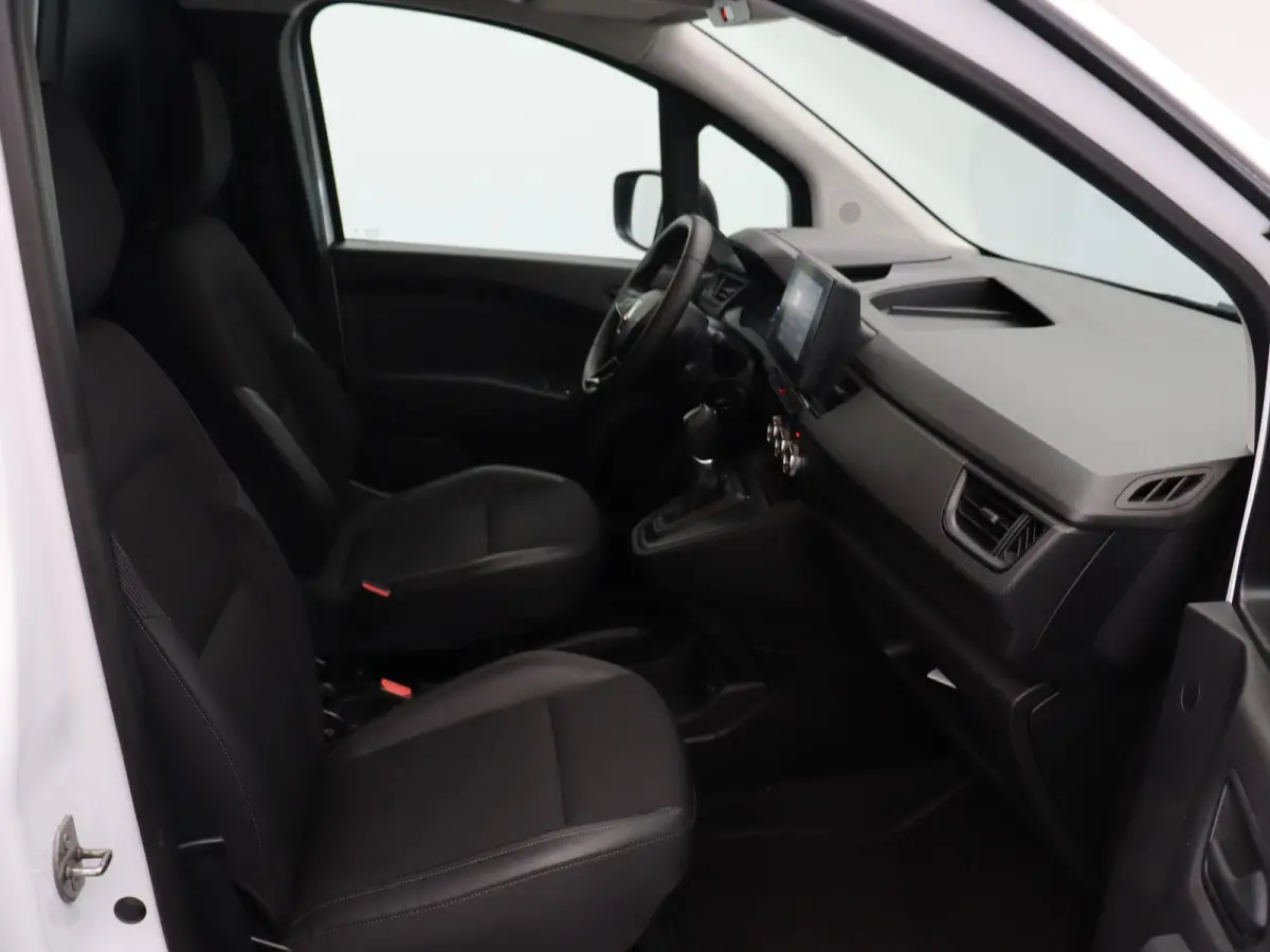 Extra L2 22 kW 44 kWh | Climate control |  Parkeersensoren rondom |  Achteruitrijcamera |