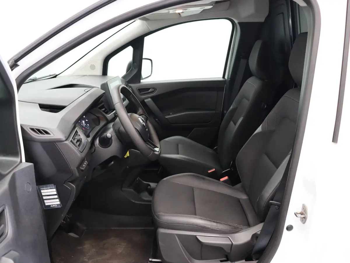 Extra L2 22 kW 44 kWh | Climate control |  Parkeersensoren rondom |  Achteruitrijcamera |