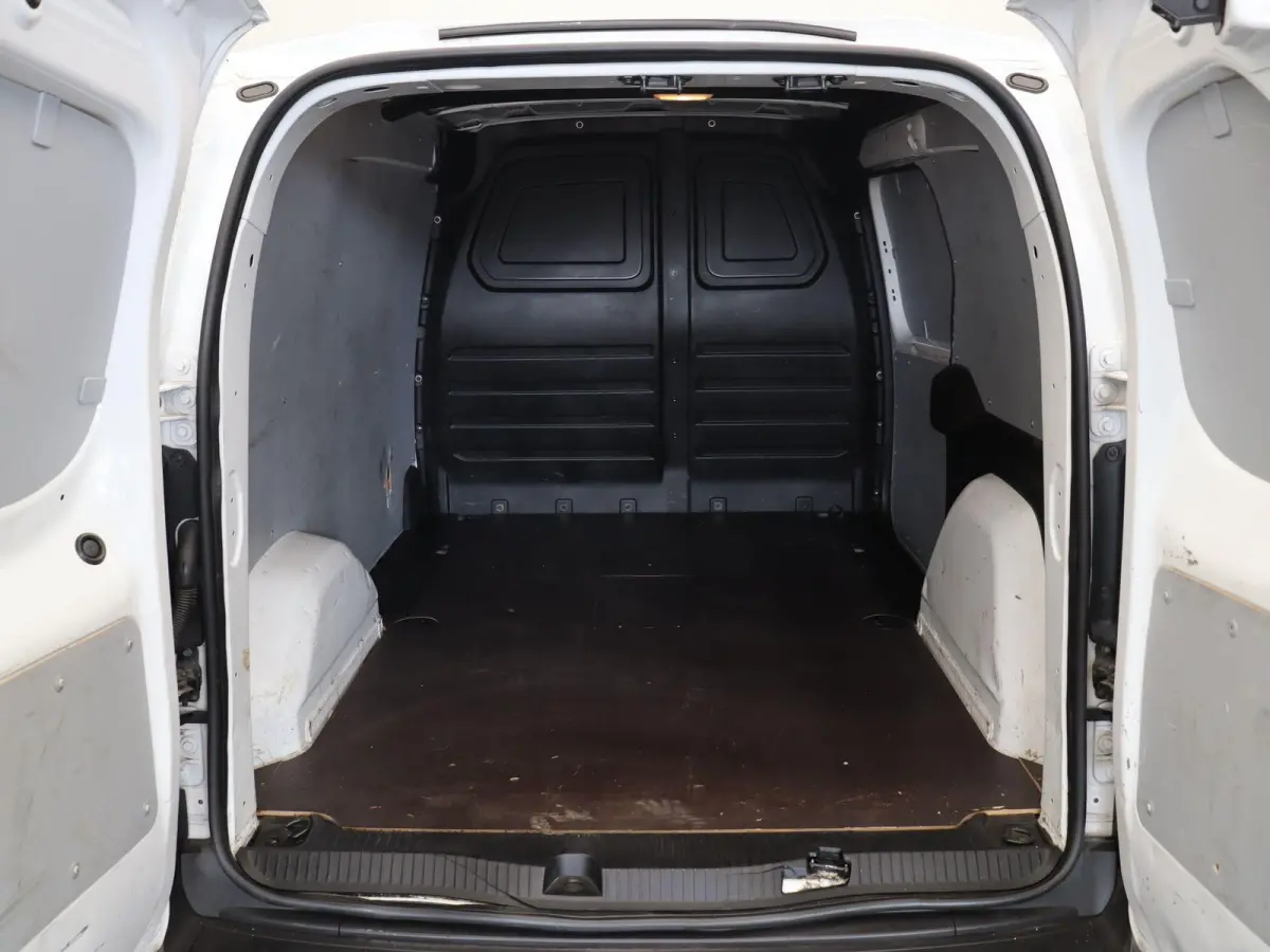 Extra L2 22 kW 44 kWh | Climate control |  Parkeersensoren rondom |  Achteruitrijcamera |