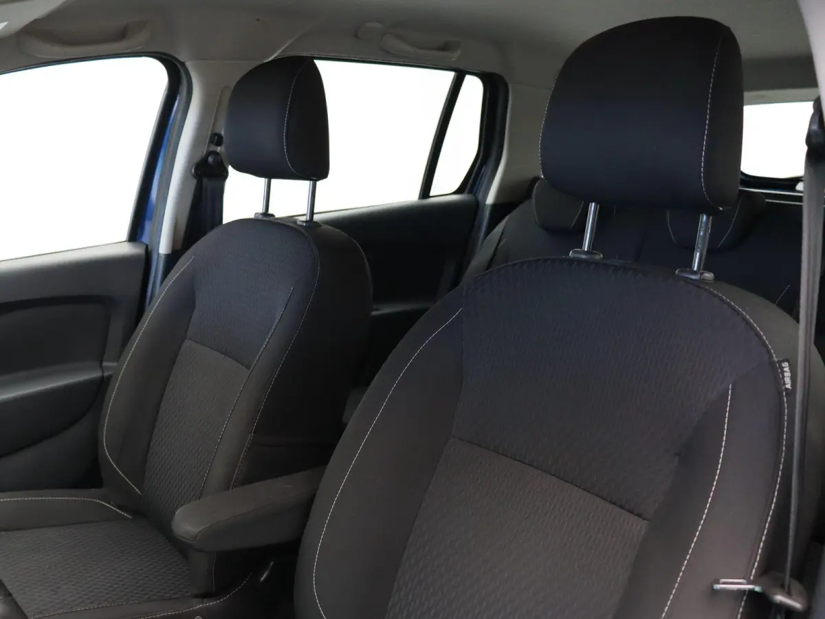 0.9 TCe SL Royaal | Dealer onderhouden | Achteruitrijcamera | Airco | Lichtmetalen velgen | Cruise control |