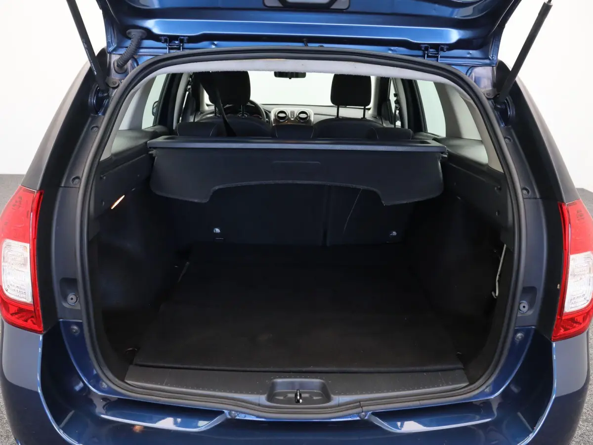 0.9 TCe SL Royaal | Dealer onderhouden | Achteruitrijcamera | Airco | Lichtmetalen velgen | Cruise control |