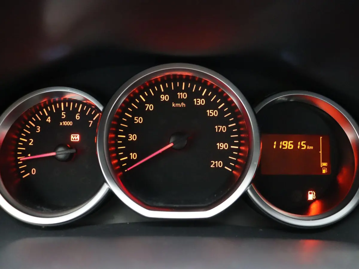 0.9 TCe SL Royaal | Dealer onderhouden | Achteruitrijcamera | Airco | Lichtmetalen velgen | Cruise control |