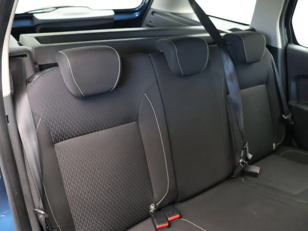0.9 TCe SL Royaal | Dealer onderhouden | Achteruitrijcamera | Airco | Lichtmetalen velgen | Cruise control |